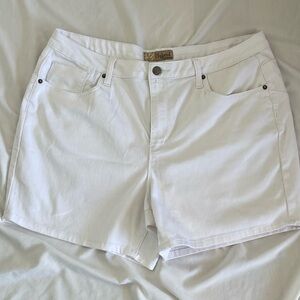 Hybrid & Company White Bermuda Jean Shorts Butt Lifter Denim Women's Size 20 New